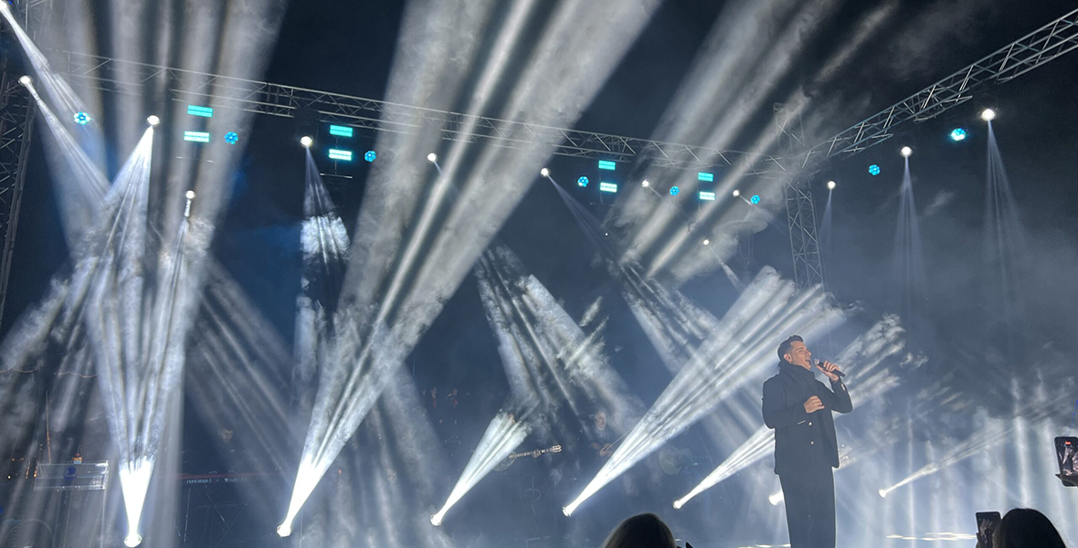 BeamZ brings Christmas magic to Greek Volos